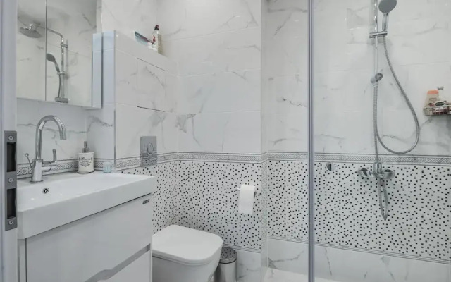 FM Deluxe 2-BDR Apartment - Simplisico