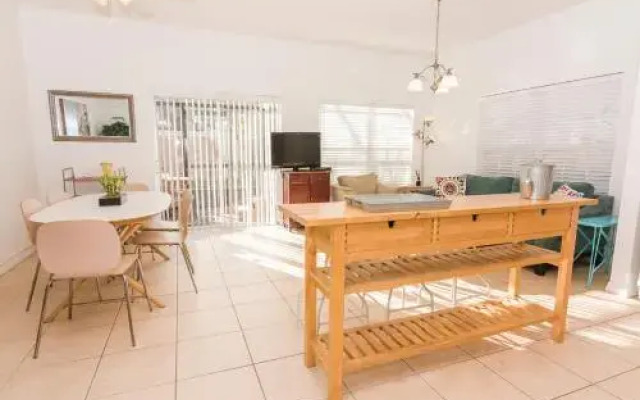 Coral Cay 2316