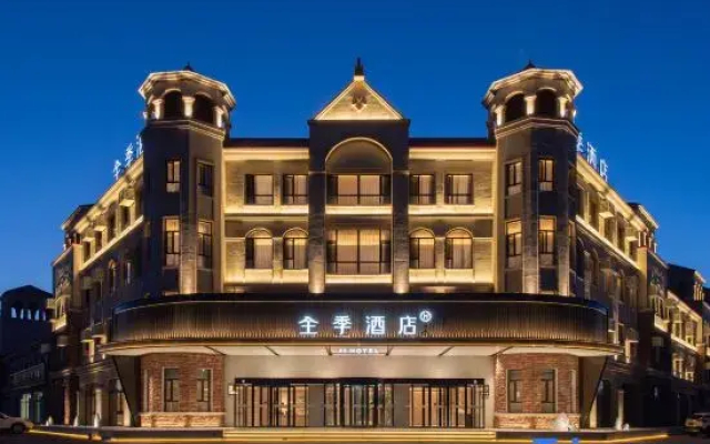 hotelImage