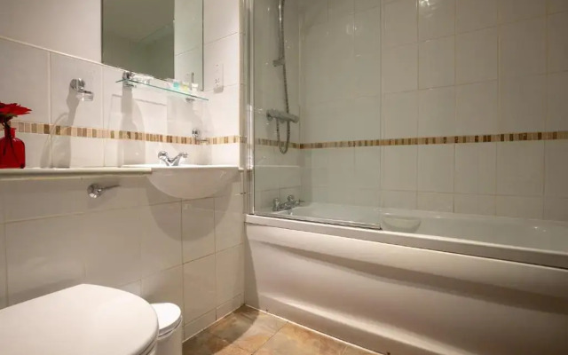 Woodthorpe Hotel