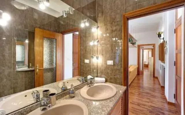 Flat 3 Bedrooms 1 Bathroom - Alassio