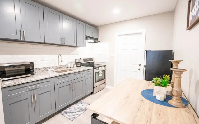 University Serenity Suites 14th