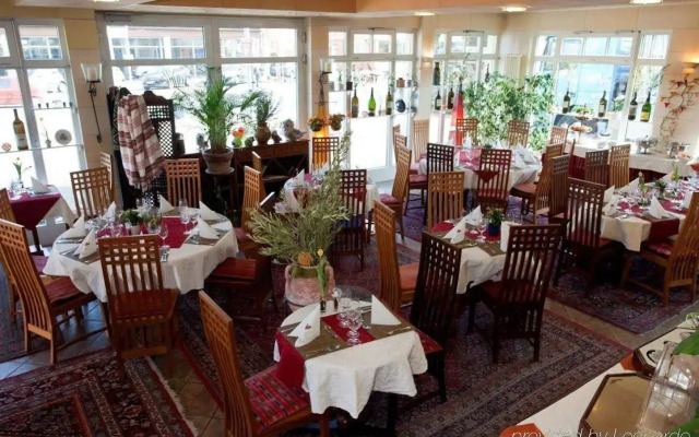 Hotel Henry