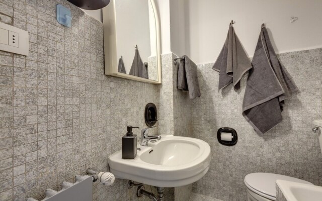 Studio Suite With Elevator Near the Old Bridge