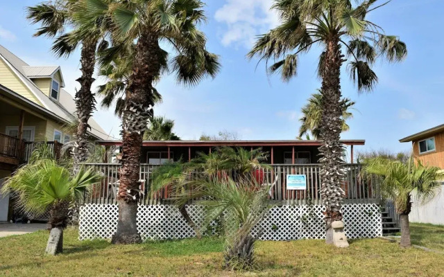 Beach House - Two Bedroom Home