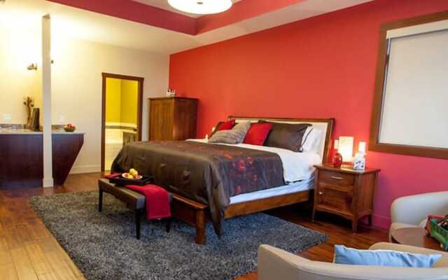 Hillcrest Farm Market B&B