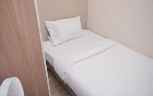 Good Place and Homey 2BR at Apartment Serpong Greenview
