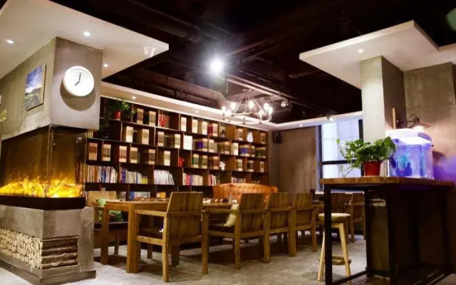 James Joyce Coffetel YanAn Baota