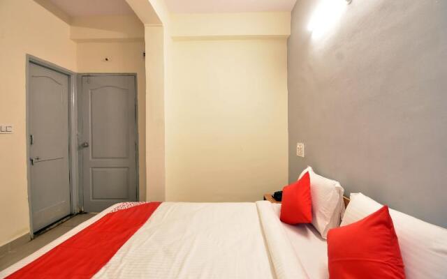 OYO 79193 Flagship Novel Inn