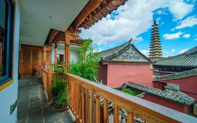 Huachengju View Guesthouse
