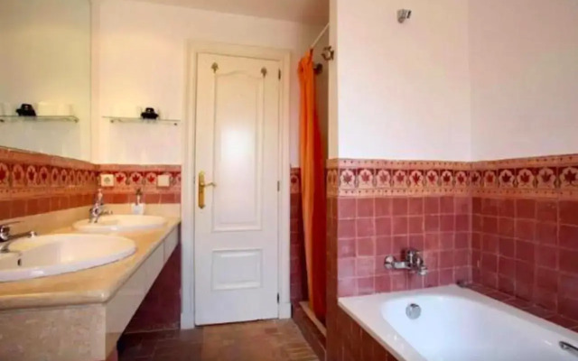Villa 9 La Alzambra-Puerto Banus