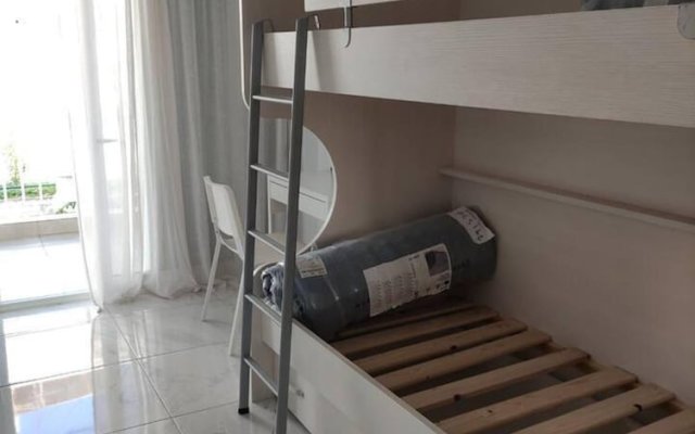 Charming 2-bed Apartment in Agia Triada