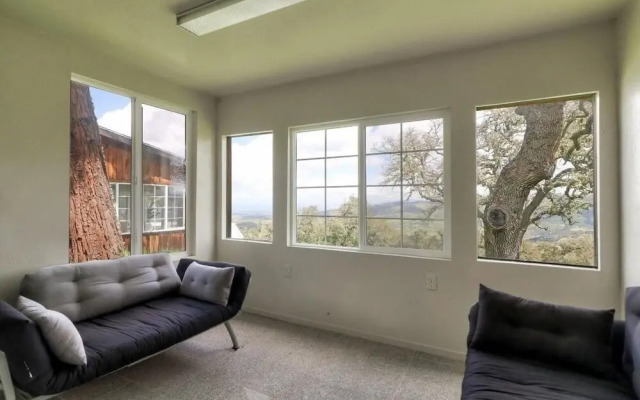 Weathertop Rustic Ranch