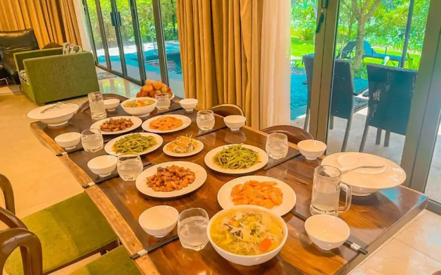 The Point Villas Resort by Danatrip