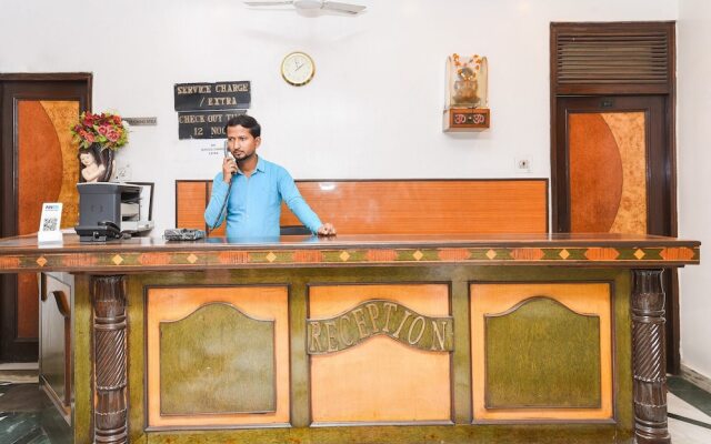 OYO 15835 Hotel City Palace