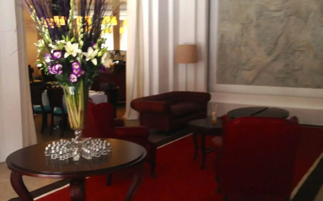 Real Hotel Lujan