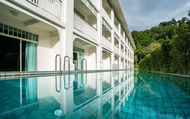 Marina Gallery Resort Kacha Kalim Bay