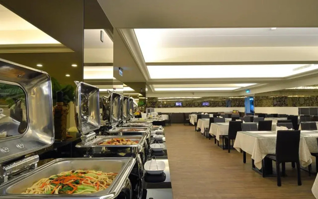 King's Paradise Hotel