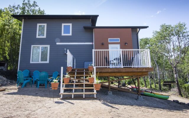 Luxury Loft Cottage In Manitou Beach