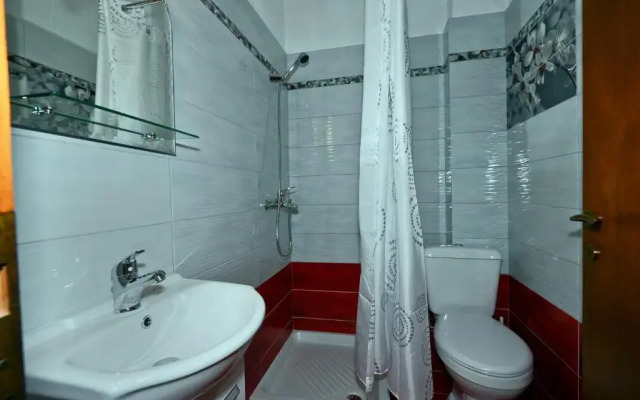 Oasis Deluxe Apartments