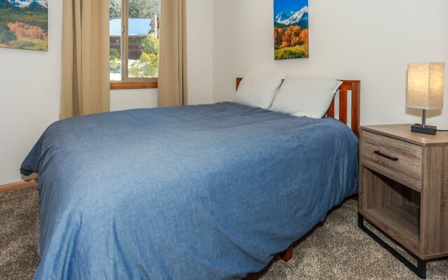 Snow Crest Cabin - 1909 by Big Bear Vacations