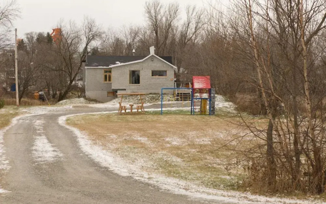 Scott Chalet Spa sur Rivière