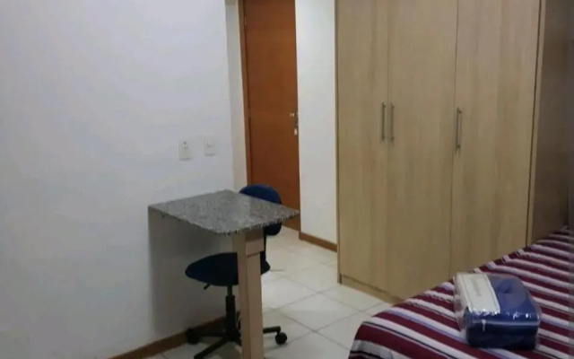 Flat Biarritz Setor Hoteleiro Norte Quarto 106