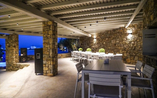 Bluewave Villa
