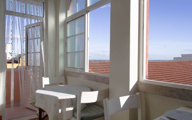 ALFAMA 3B - Balby's Bed&Breakfast