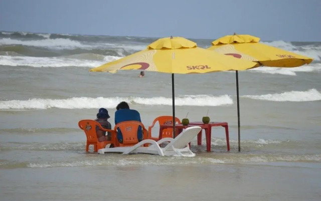 Casa em condomínio com Sauna e Piscina