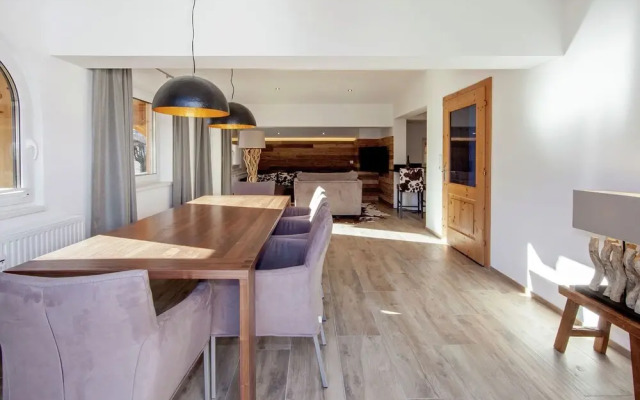Luxurious Apartment With Sauna in Finkenberg Near Ski Lift
