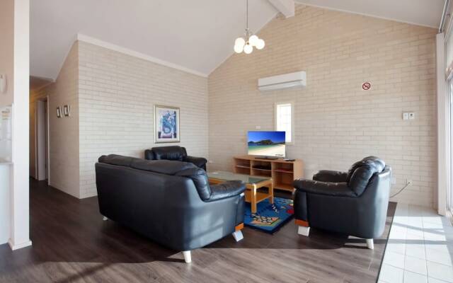 Classic View, 2/49 Victoria Parade