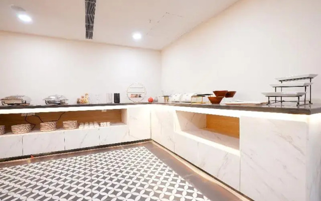 Hotel Limon Near Sector 29, Gurgaon