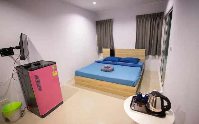 Ink 18/2 Hostel (Sukhumvit  22)