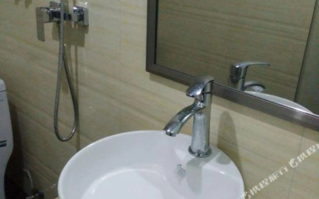 Yuanmeng Business Hotel