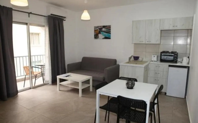 Polyxeni  Apartments