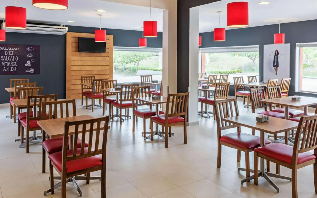 Ibis Manaus