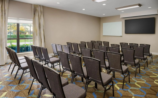 Residence Inn by Marriott Addison