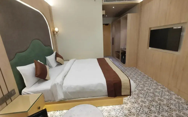 Hotel The Raghavas'