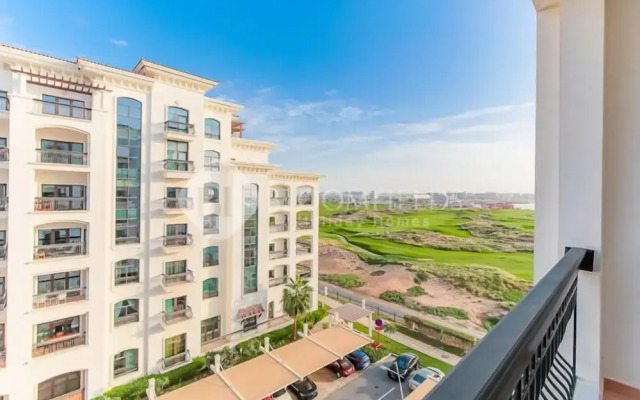 Golf course view, stylish 2BR