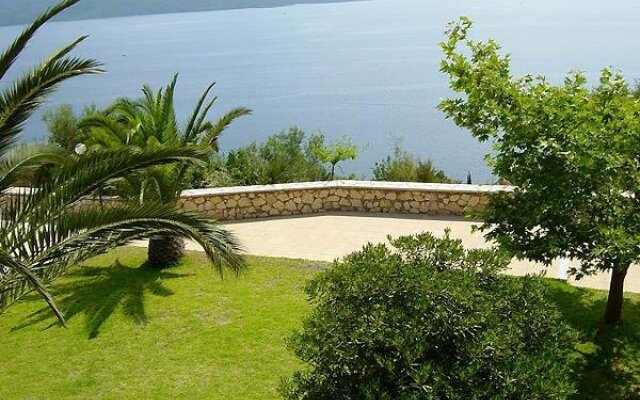 Sunrise Hotel Nikiana Lefkada