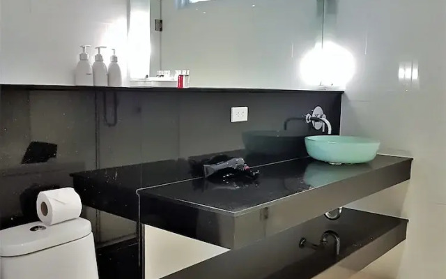 Sunset Plaza 2 Karon Beach by PHR