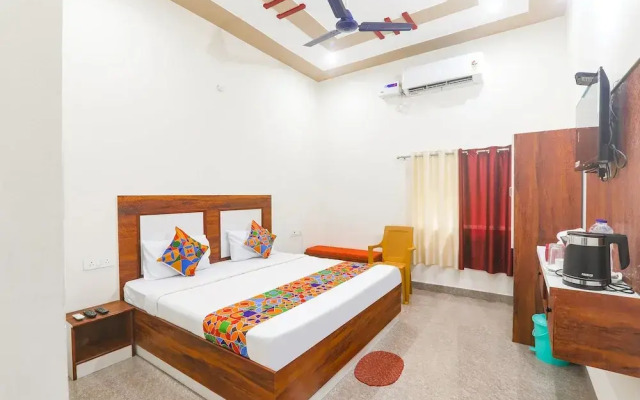 Fabhotel Shree Venkatesh Nileyam