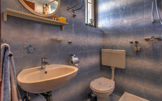 IK - SA4(2) in Jezera