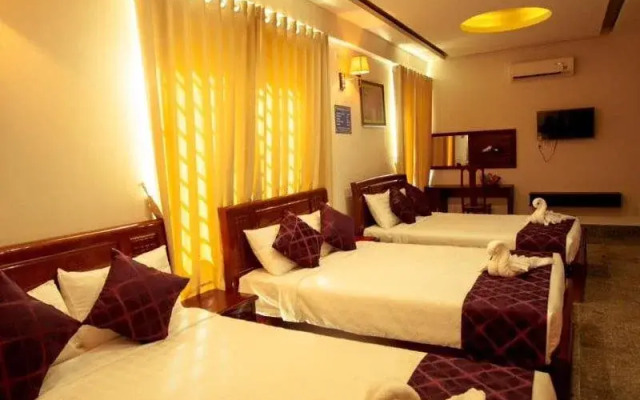 Hoang Vu Bien Ho Hotel