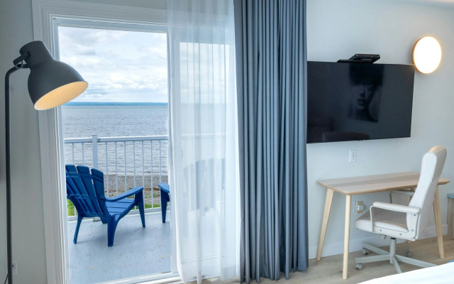 Riôtel Carleton-sur-Mer