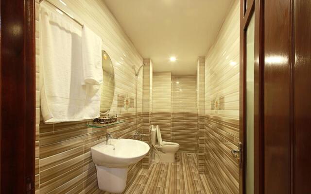 Thanh Nhan Hotel