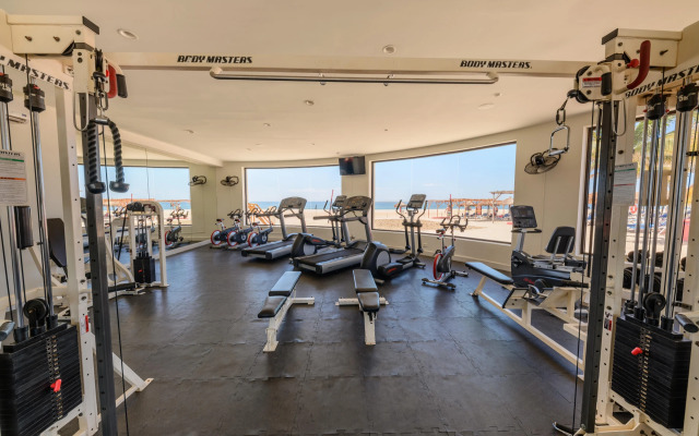 Grand Decameron Los Cabos, A Trademark All-Inclusive Resort