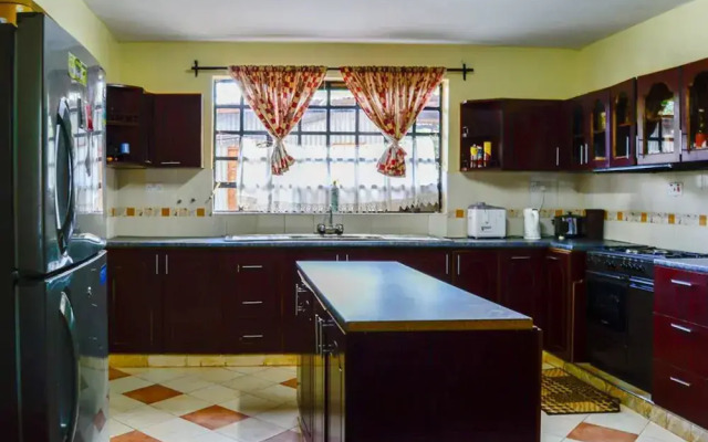 Kerarapony House