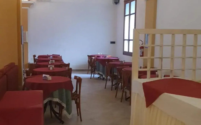 Hotel 4 Mori